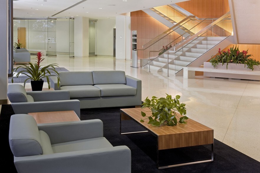 More Photos Of 1 Corporate Dr, Long Grove Unknown For Lease