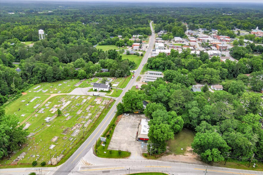More Photos Of 115 Elm St, Lincolnton Restaurant For Lease