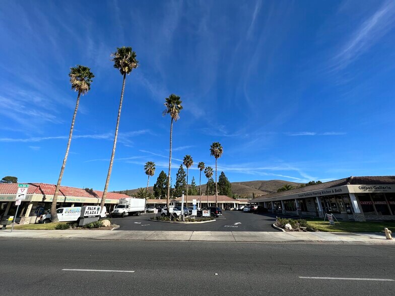 More Photos Of 2655-2715 E Thousand Oaks Blvd, Thousand Oaks Unknown For Lease