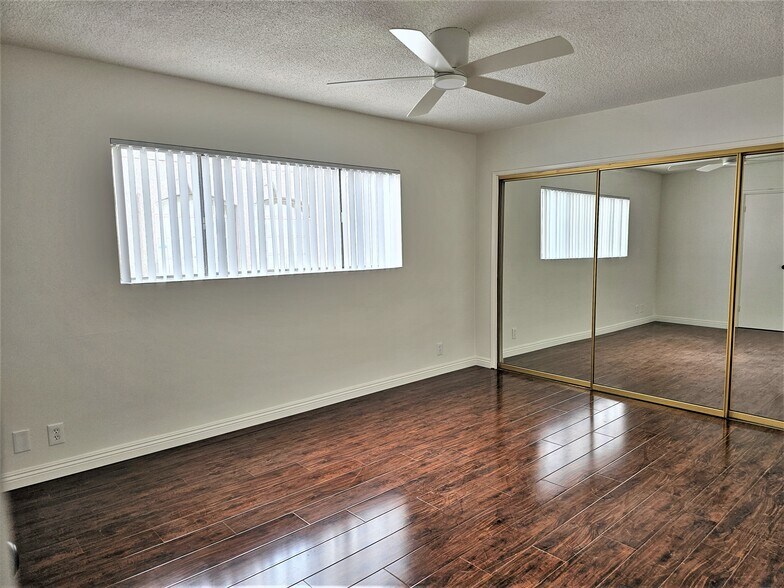 More Photos Of 1830 Greenfield Ave, Los Angeles Apartments For Sale