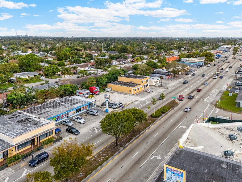 More Photos Of 6246-6252 Pembroke Rd, Miramar Storefront For Sale
