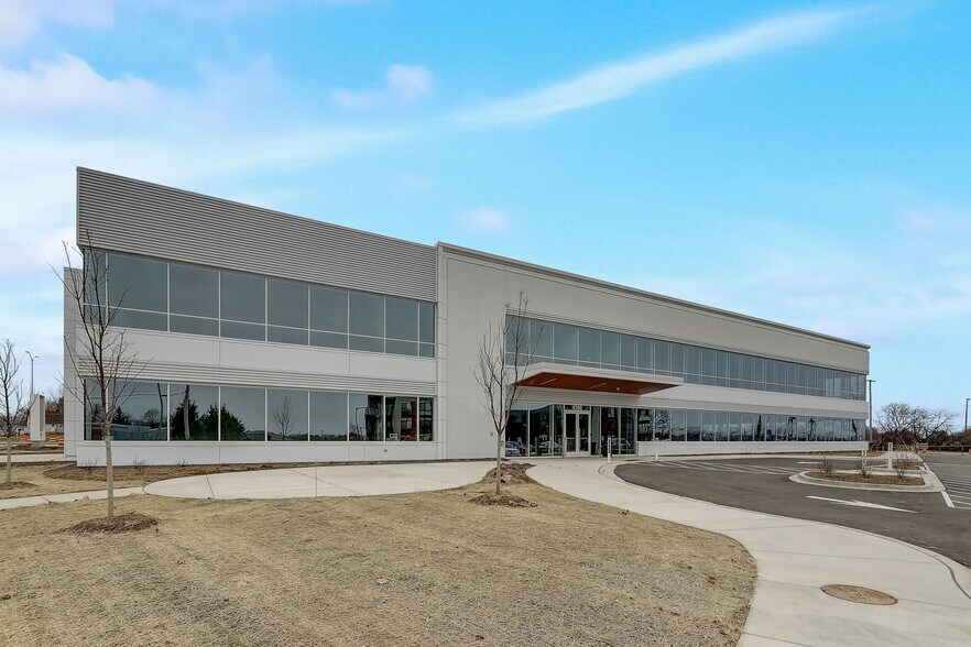 More Photos Of 4300 W Layton Ave, Greenfield Medical For Lease