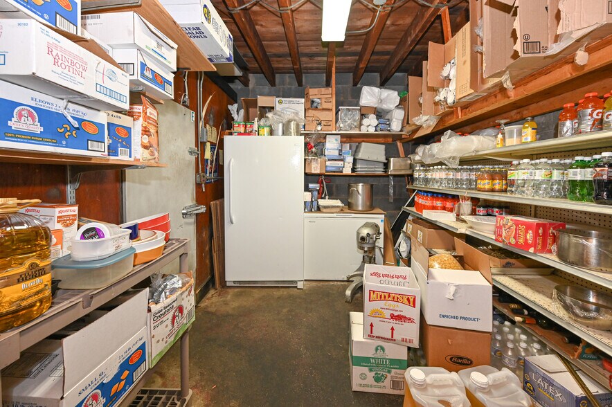 More Photos Of 1420 Park Ave, Merrick Convenience Store For Sale