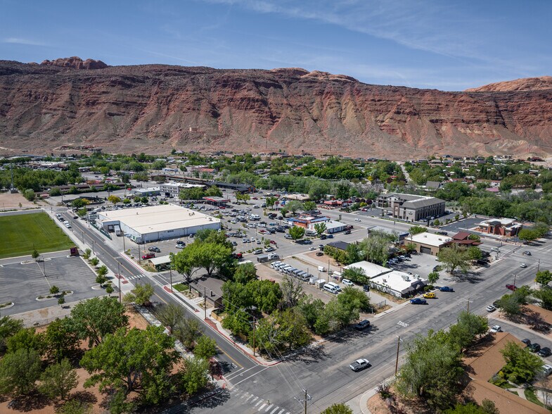 More Photos Of 86 E 300 S, Moab Flex For Sale