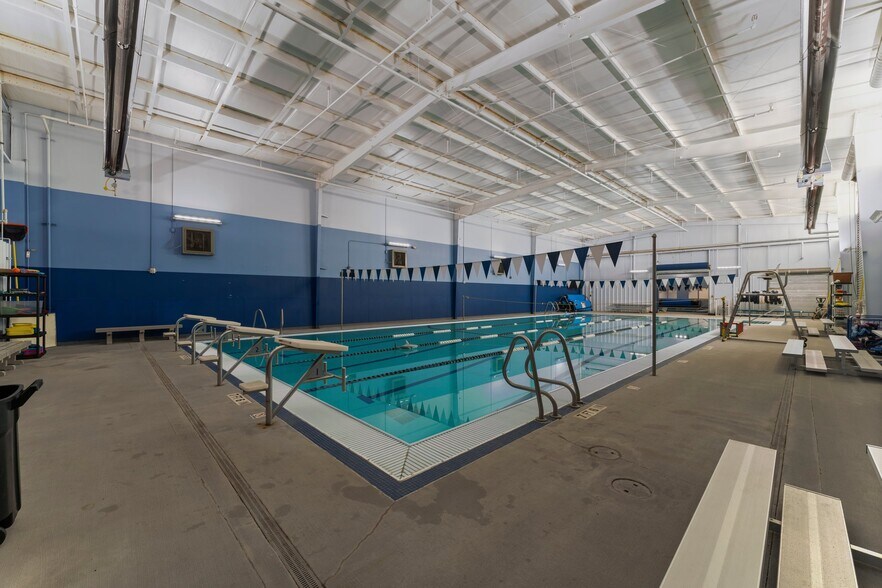 More Photos Of 26447 Hanna Rd, Oak Ridge North Swimming Pool For Sale