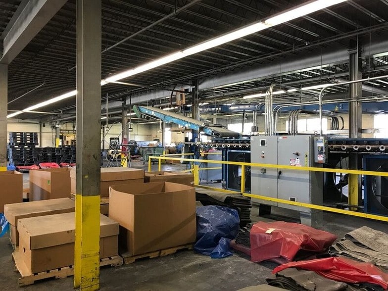 More Photos Of 902-906 Adams St, Bedford Warehouse For Sale