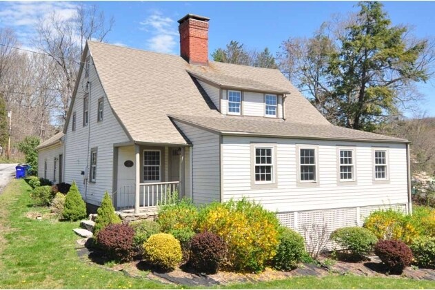 More Photos Of 59 E Hill Rd, Canton Office For Lease