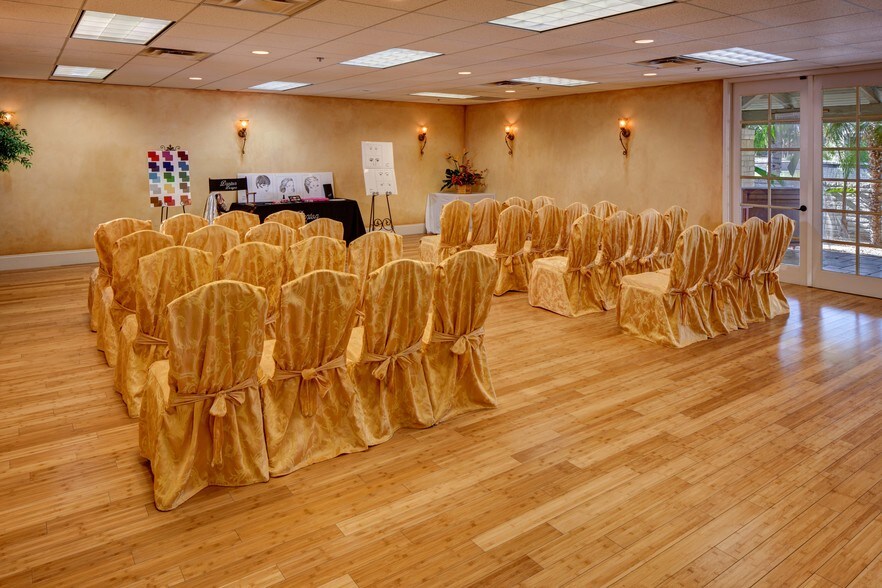 More Photos Of 5115 N Scottsdale Rd, Scottsdale Freestanding For Lease