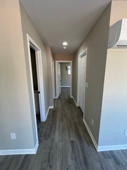 More Photos Of 4329 Live Oak Rd, Dalzell Specialty For Sale