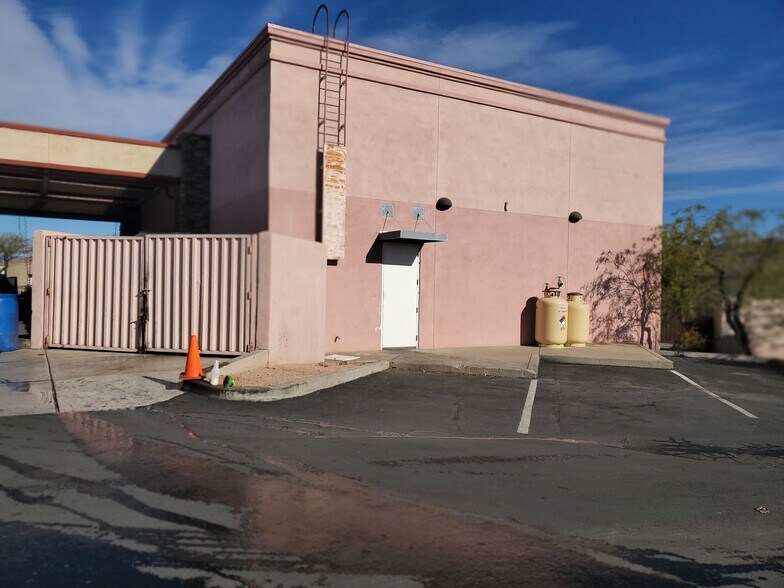 More Photos Of 17115 E Shea Blvd, Fountain Hills Restaurant For Sale