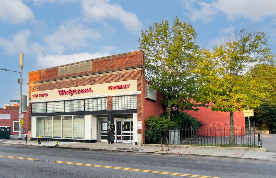 Primary Photo Of 585 Washington St, Boston Freestanding For Lease