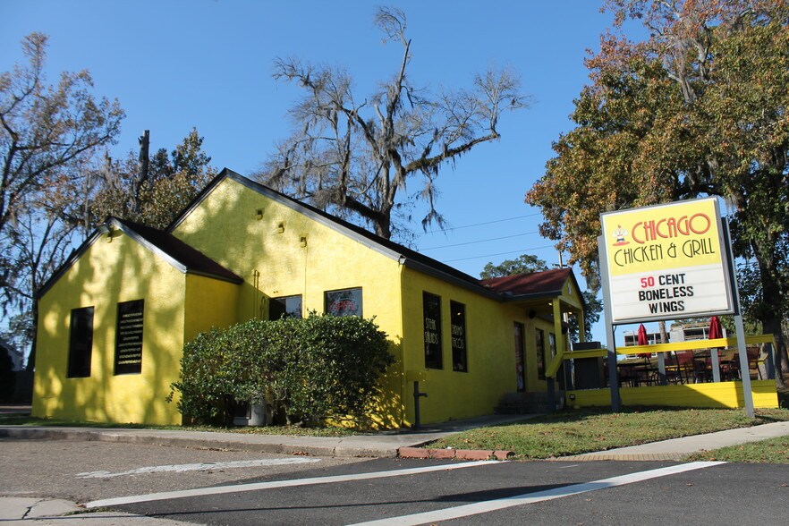 More Photos Of 2205 Apalachee Pky, Tallahassee Restaurant For Sale