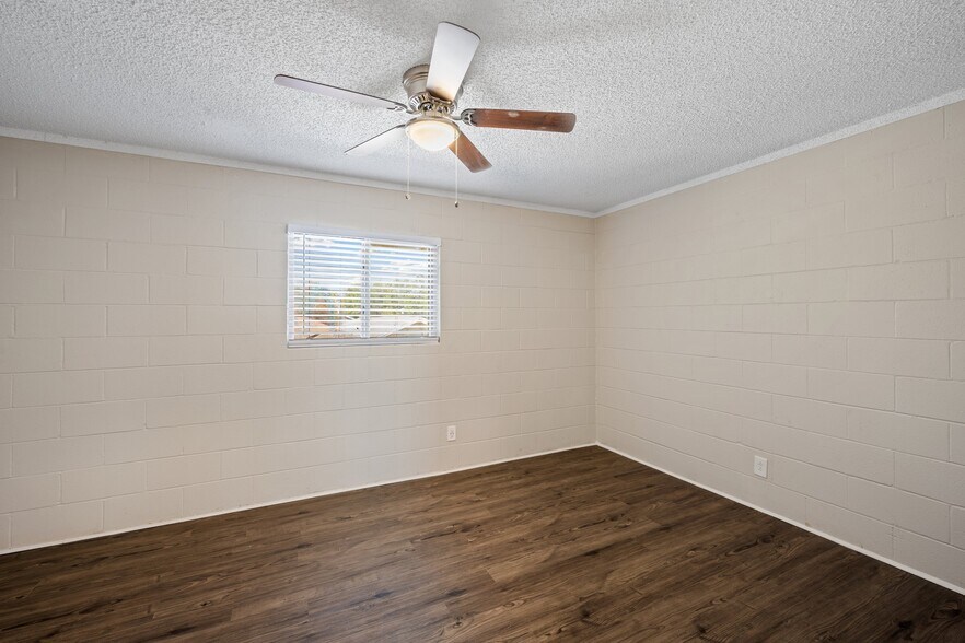 More Photos Of 17 W 31st St, San Angelo Apartments For Sale