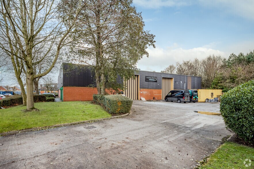 Poole Hall Rd, Ellesmere Port CH66 1ST Industrial For Lease