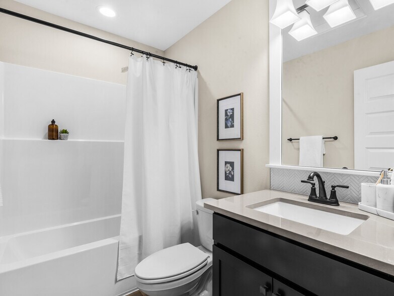 More Photos Of , Portland Multifamily For Sale