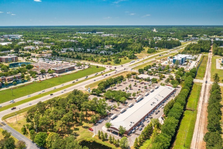 More Photos Of 201 Graduate Rd, Conway Storefront For Lease