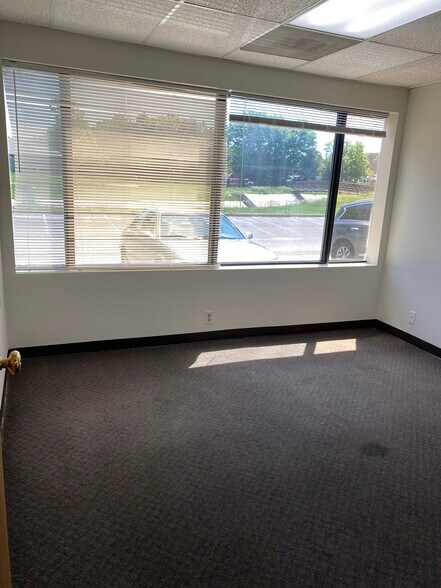 More Photos Of 1010 S Joliet St, Aurora Office Residential For Lease
