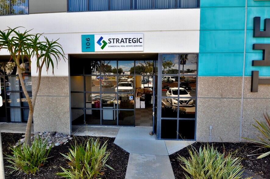 More Photos Of 9520 Padgett St, San Diego Light Manufacturing For Lease
