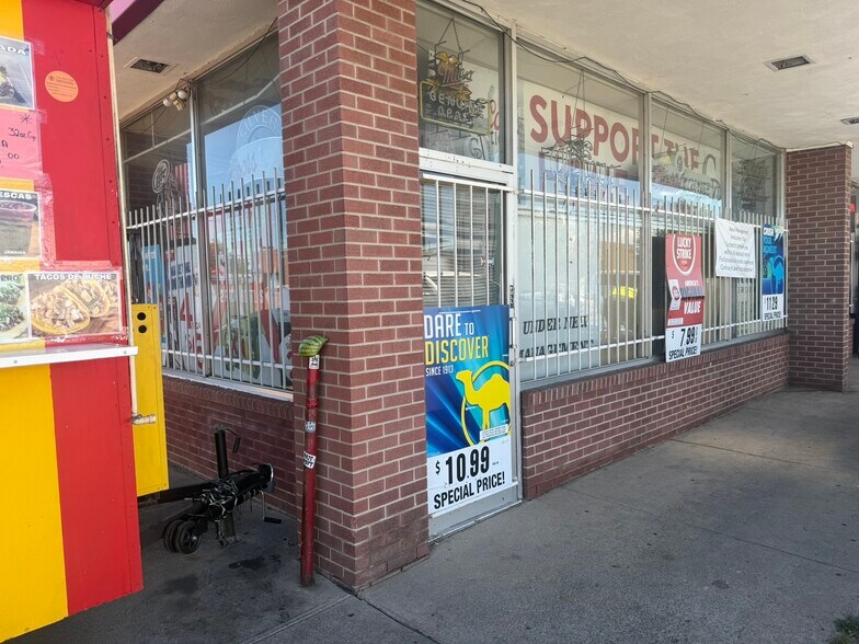 More Photos Of 1460 Carr St, Lakewood Freestanding For Lease