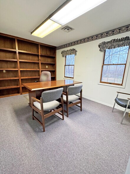 More Photos Of 882 Us-522 Hwy, Selinsgrove Office For Sale