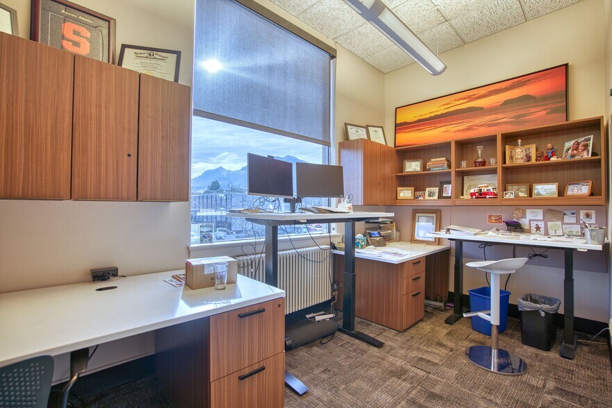 More Photos Of 1319 Spruce St, Boulder Office For Sale