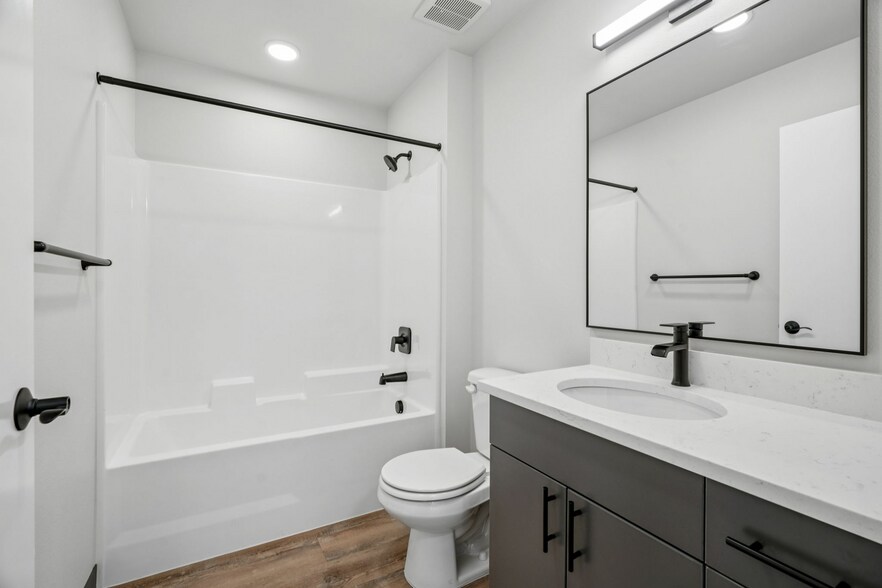 More Photos Of 120 Bush St S, Salem Apartments For Lease