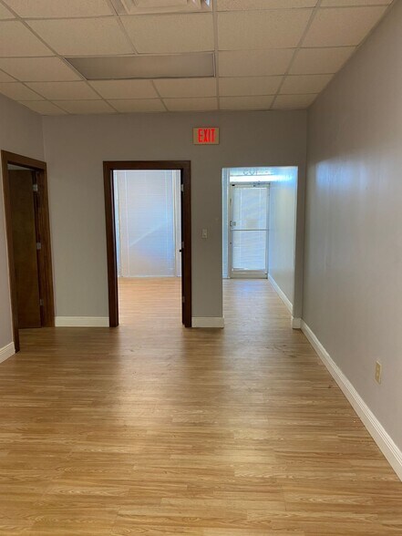 More Photos Of 5201 Ravenswood Rd, Fort Lauderdale Medical For Lease