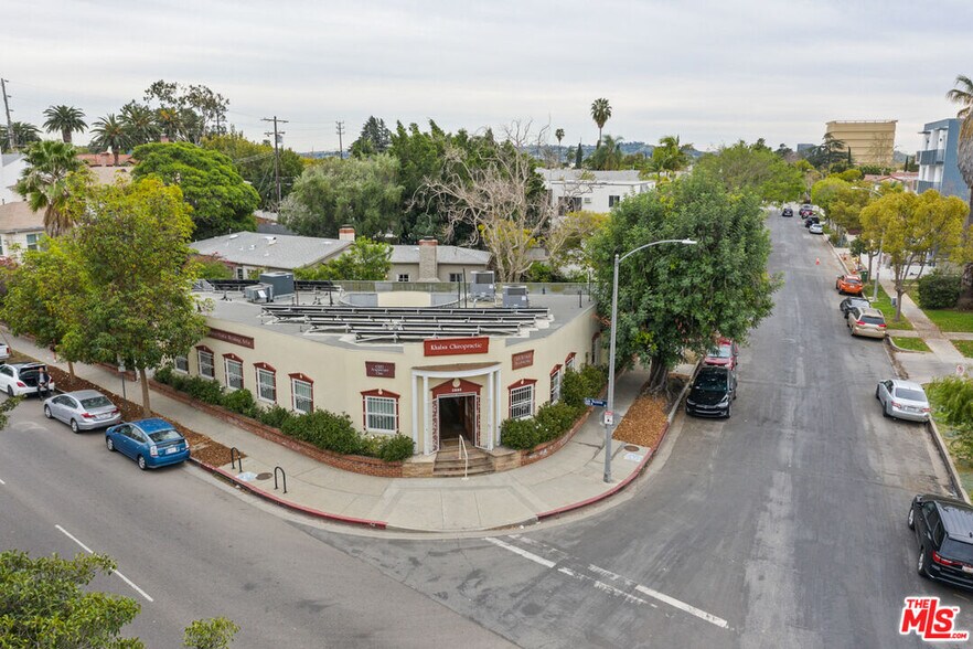 More Photos Of 5880 San Vicente Blvd, Los Angeles Office Residential For Lease