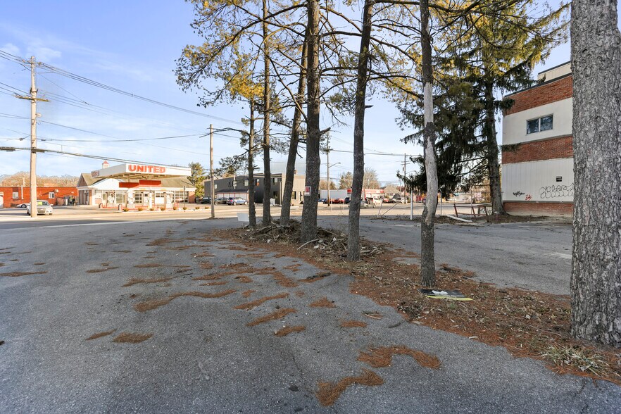 More Photos Of 881 Pennsylvania Ave, Hagerstown Warehouse For Lease