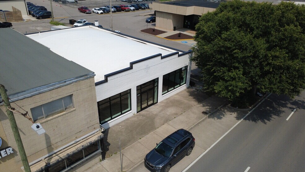 More Photos Of 2515 Nolensville Pike, Nashville Storefront For Sale