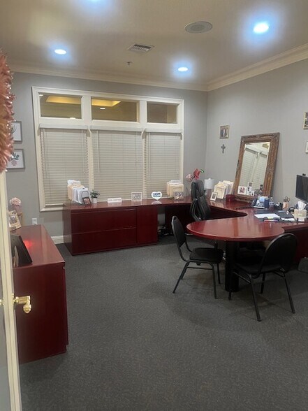 More Photos Of 1231 8th St, Modesto Office For Lease