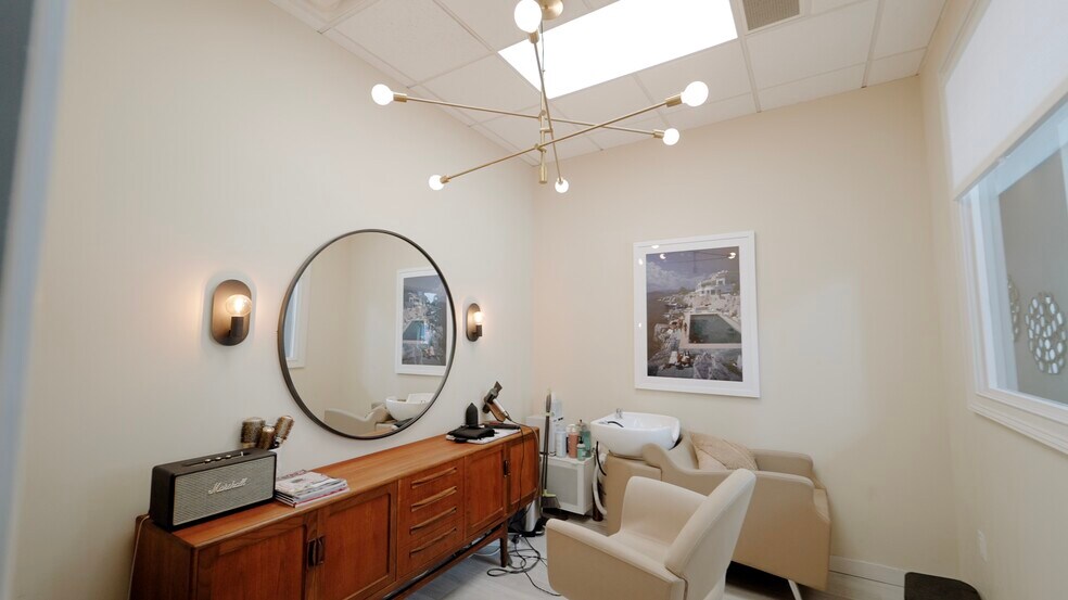 More Photos Of 795 Powder Springs St SW, Marietta Unknown For Lease