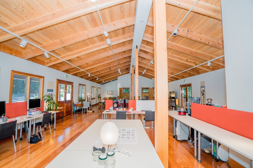 More Photos Of 888 Portola Rd, Portola Valley Office For Lease