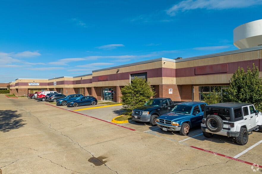 More Photos Of 10503 Forest Ln, Dallas Light Distribution For Sale