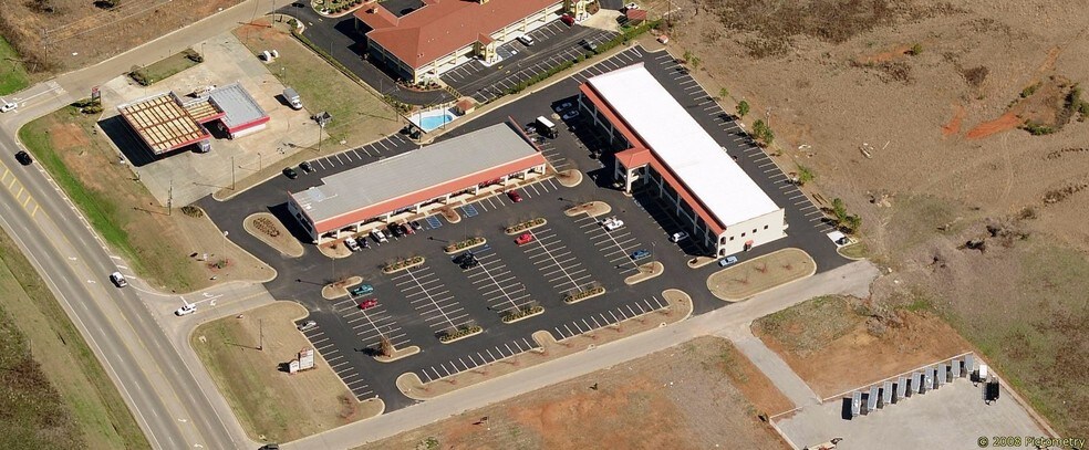 More Photos Of 2080-2096 Al-14 Hwy, Prattville Storefront Retail Office For Lease