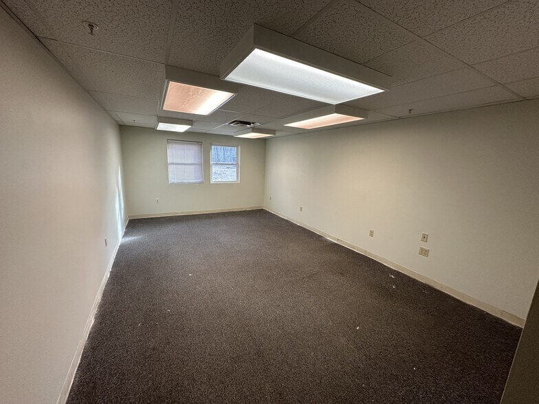 More Photos Of 126 Spurwink Ave, Cape Elizabeth Schools For Sale