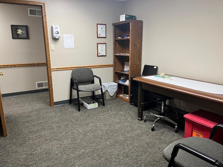 More Photos Of 823 W Spring St, Titusville Medical For Sale