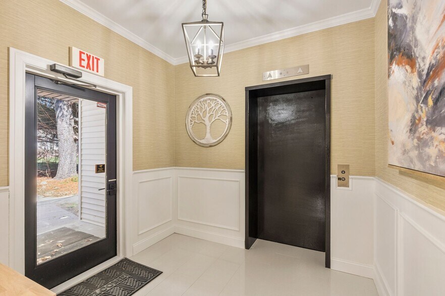 More Photos Of 24 Battle St, Somers Medical For Lease