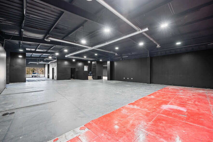 More Photos Of 14629 E Wade Hampton Blvd, Greer Freestanding For Sale