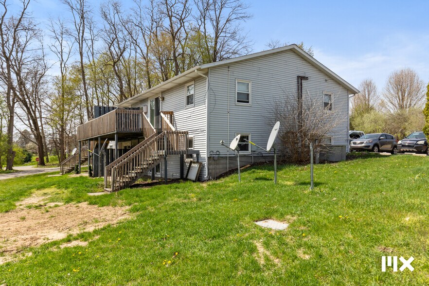 More Photos Of 2535 7th St, Shelbyville Apartments For Sale
