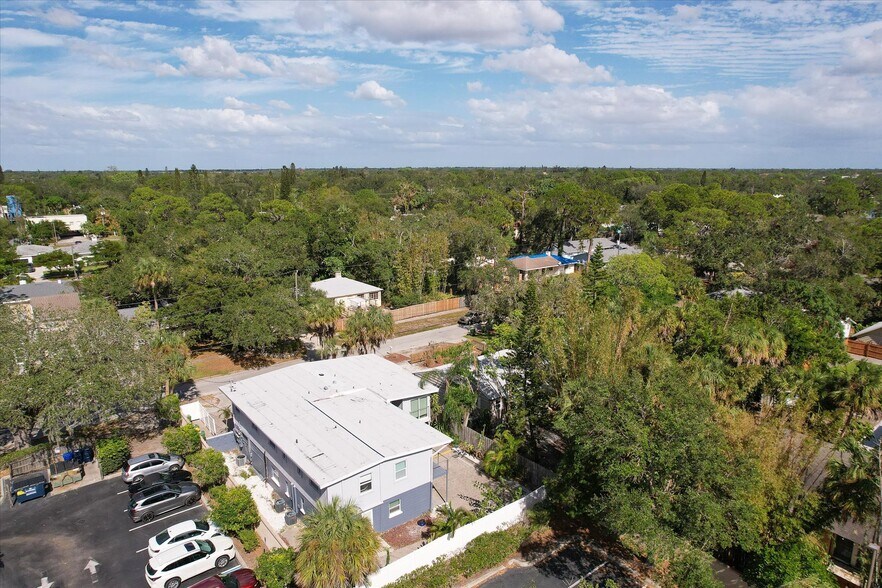 More Photos Of 1236 13th St, Sarasota Apartments For Sale