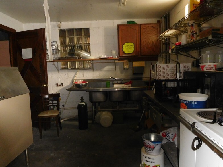 More Photos Of 896-900 Courses Landing Rd, Penns Grove, Carneys Point Industrial For Sale