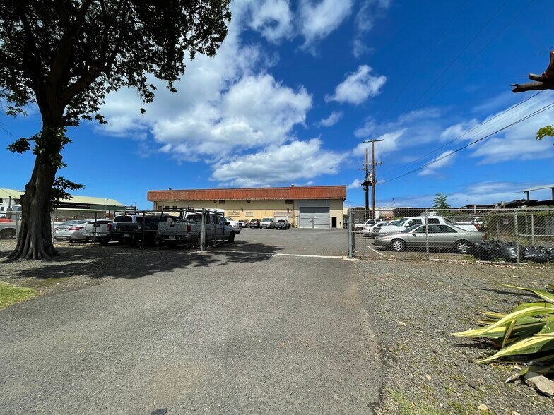 More Photos Of 91-188 Kalaeloa Blvd, Kapolei Warehouse For Lease