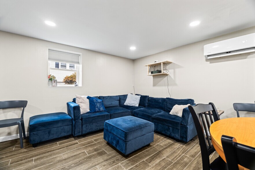 More Photos Of 217 W 28th St, Buena Vista Apartments For Sale