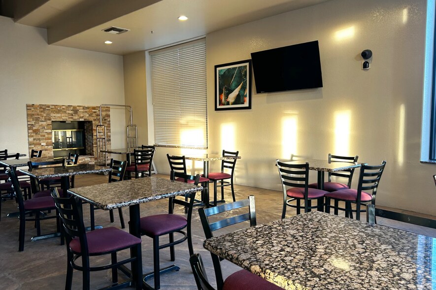 More Photos Of 1101 W Apache Trl, Apache Junction Hotel For Sale