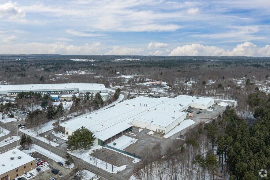 More Photos Of 60 Maple St, Mansfield Distribution For Lease