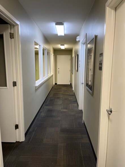 More Photos Of 12827 Frankstown Rd, Pittsburgh Auto Dealership For Lease