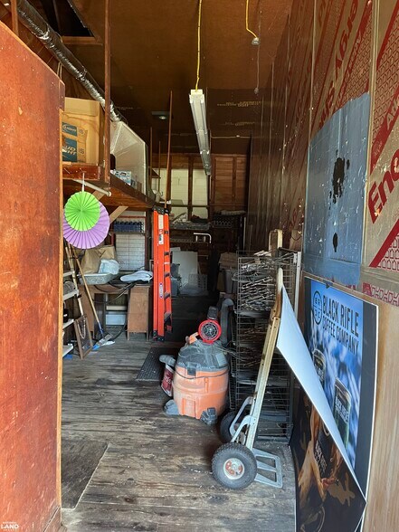 More Photos Of 20835 Nanticoke Rd, Bivalve Convenience Store For Sale