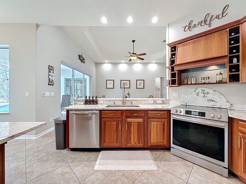 More Photos Of 12124 Squeeze Ave, Brooksville Land For Sale