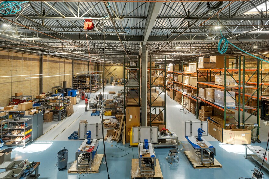 More Photos Of 18 Tsienneto Rd, Derry Industrial For Sale